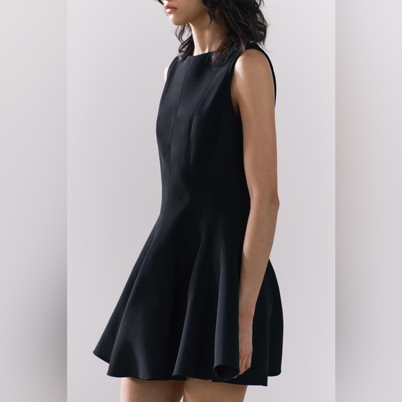 ZARA ZW Collection Black Skater Dress Flounce Hem LBD 4043/041 Size XS $149 - Picture 3 of 16